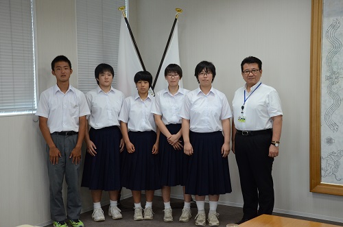 全日本中学校陸上競技選手権大会出場者表敬訪問の様子の写真