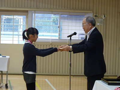 賞状の授与