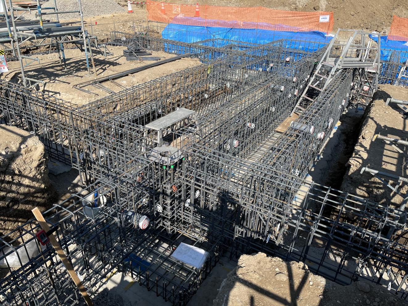 鉄筋工事 鉄筋工事