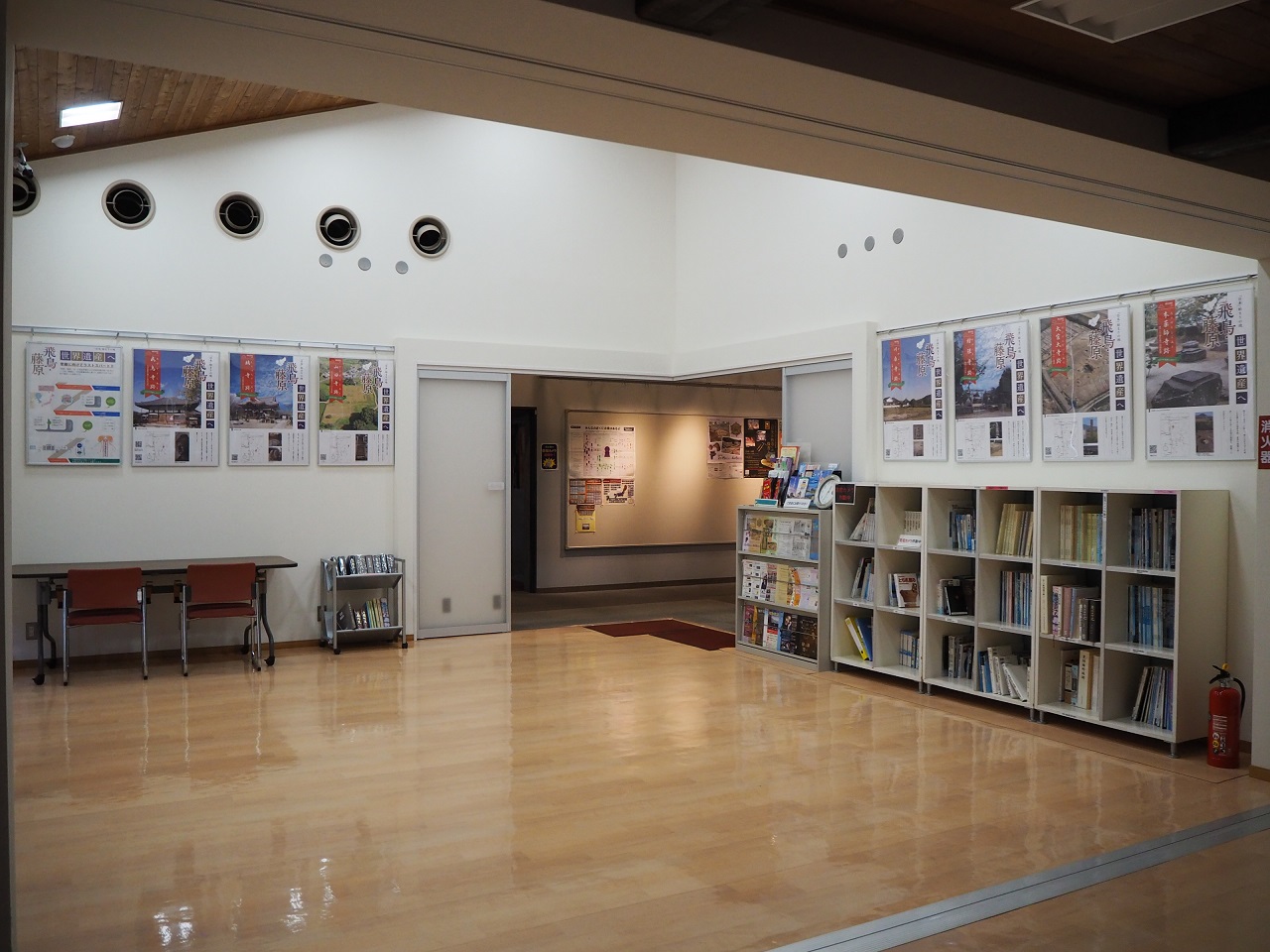 下野薬師寺歴史館でのパネル展示の様子